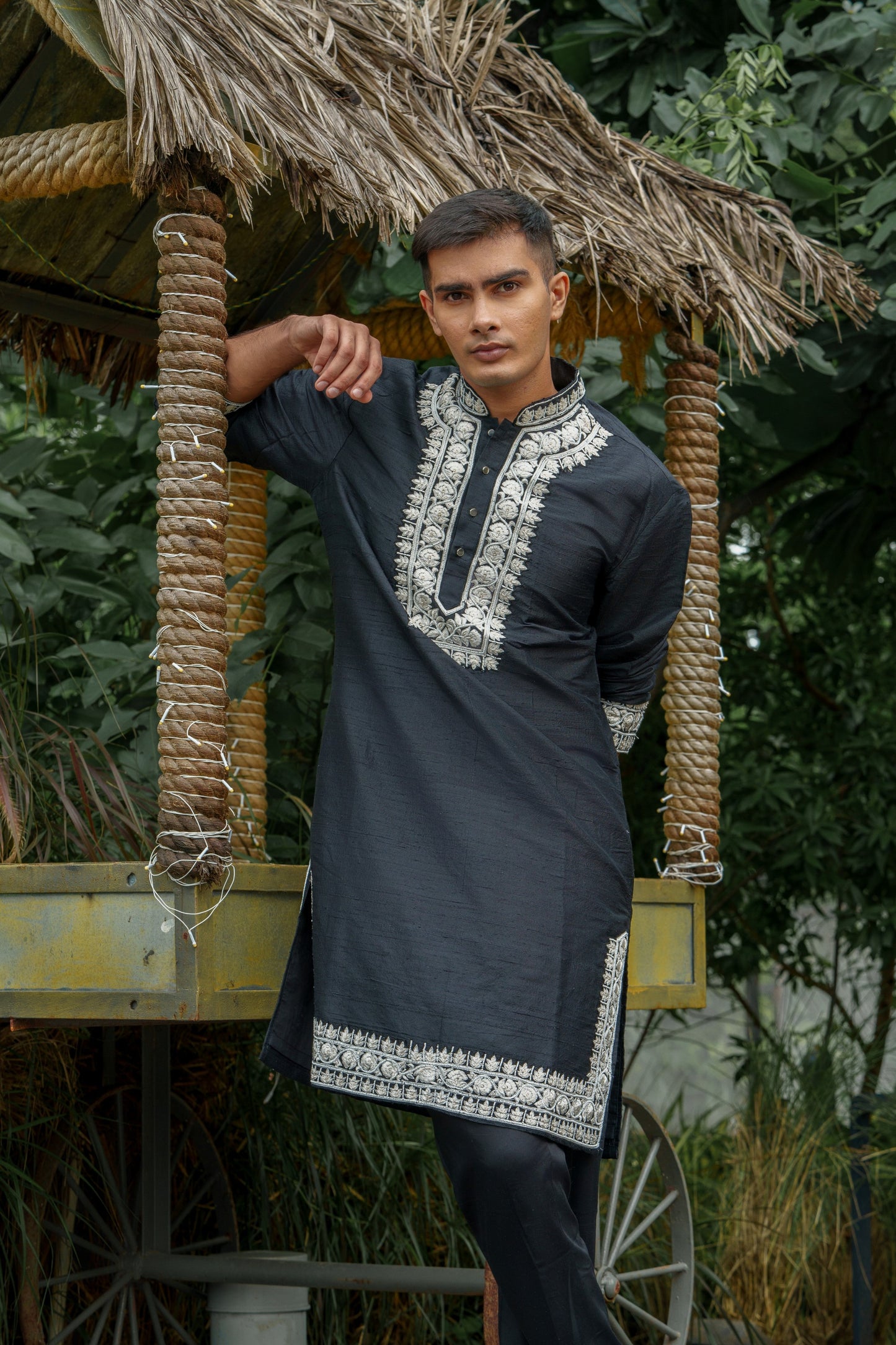 Noir Darbar Kurta Set
