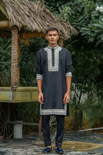Noir Darbar Kurta Set