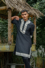Noir Darbar Kurta Set